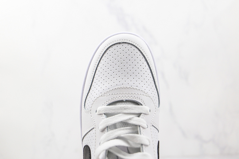 Court Borough Low Bg White/White/Black 7