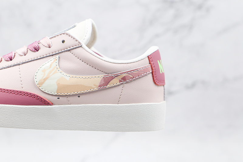 Blazer Low Lx White/Pink/Water Red 13