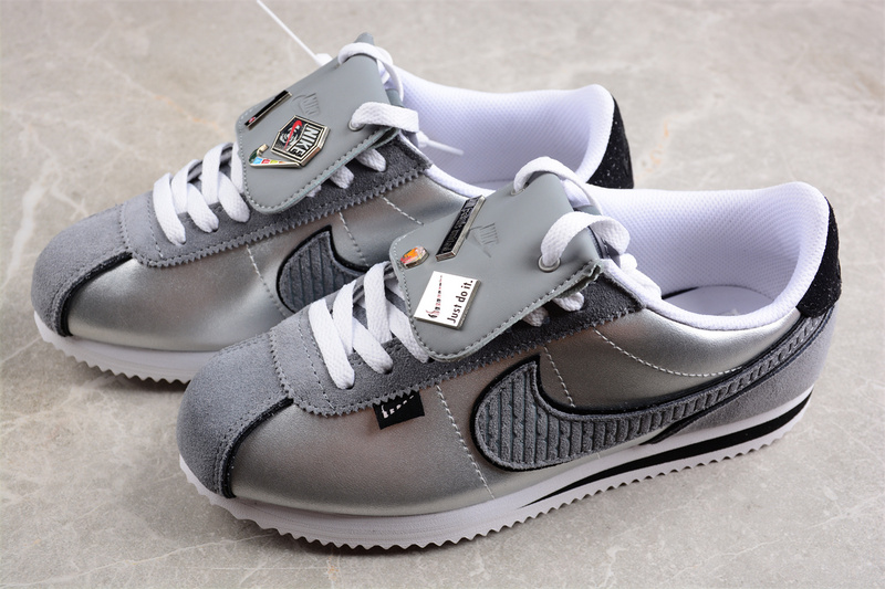 Cortez White/Black/Grey 21