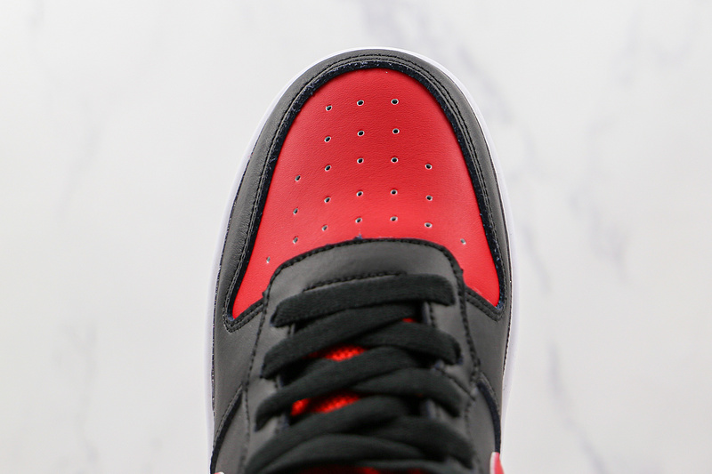 Court Borough Mid 2 Gs Bred Black/White/University Red 15