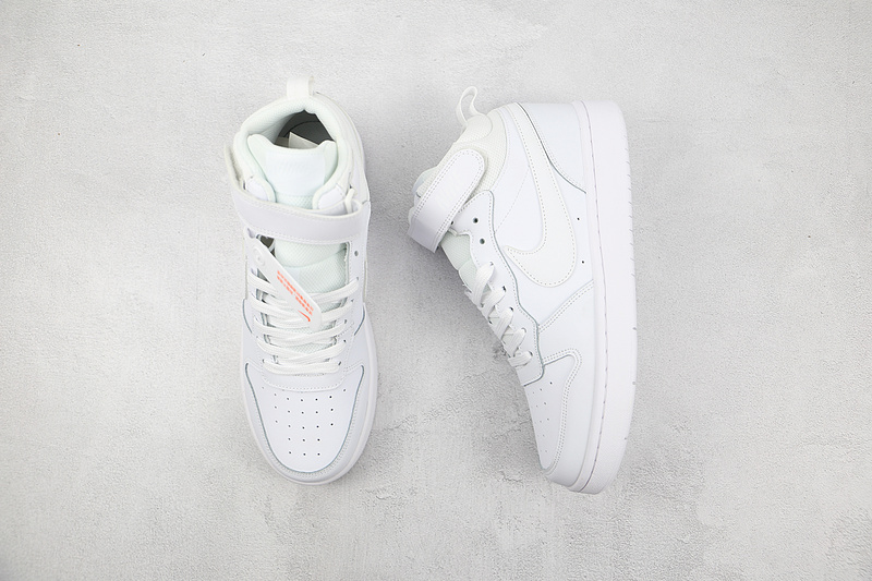 Court Borough Mid 2 Gs White/White/White 9