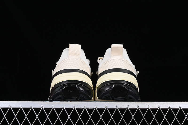 V2k Runtekk 3Xl Black/White/Beige 11