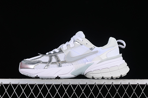 V2k Runtekk Run Metallic Silver/White 7