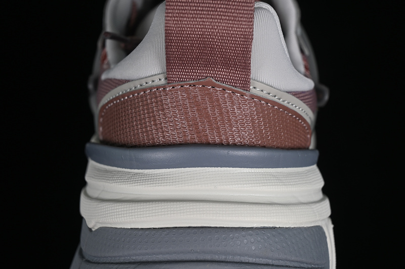 V2k Runtekk Run Smokey Mauve/Cobblestone/Light Smoke Grey/Smokey Mauve 19