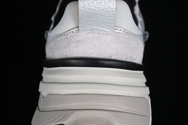 V2k Runtekk Run White/Beige/Grey/Black 13