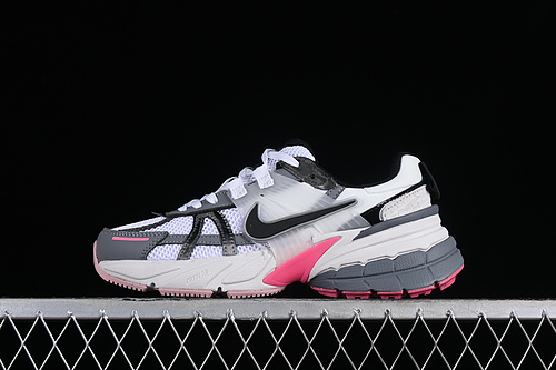 V2k Runtekk Run Year Of The Dragon White/Black/Cool Grey/Multi 25