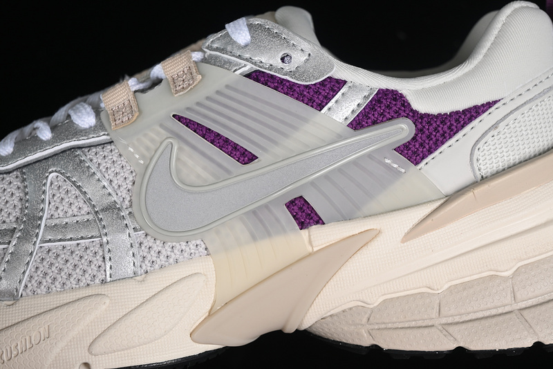 V2k Runtekk 3Xl Light Bone/Sanddrift/Viotech/Metallic Silver 31