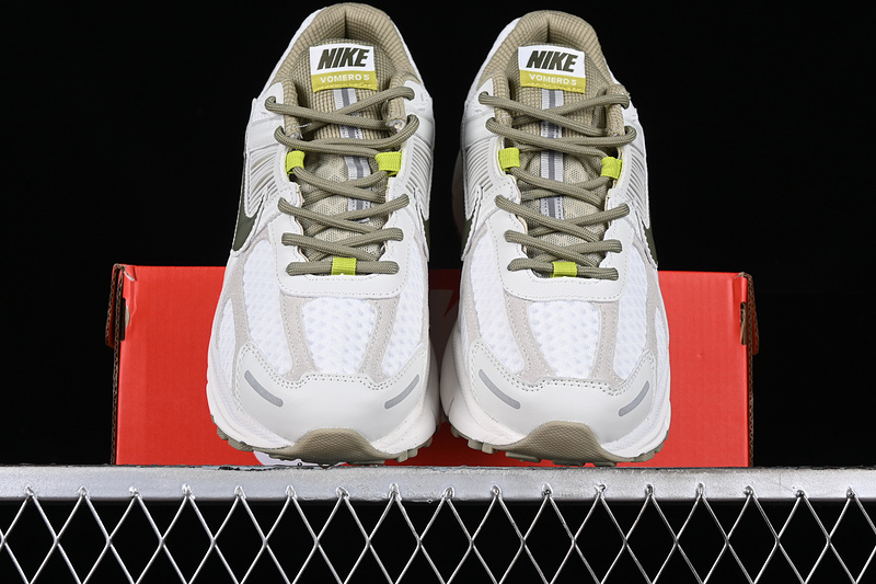 Zoom Vomero 5 White/Grey/Yellow/Green 7