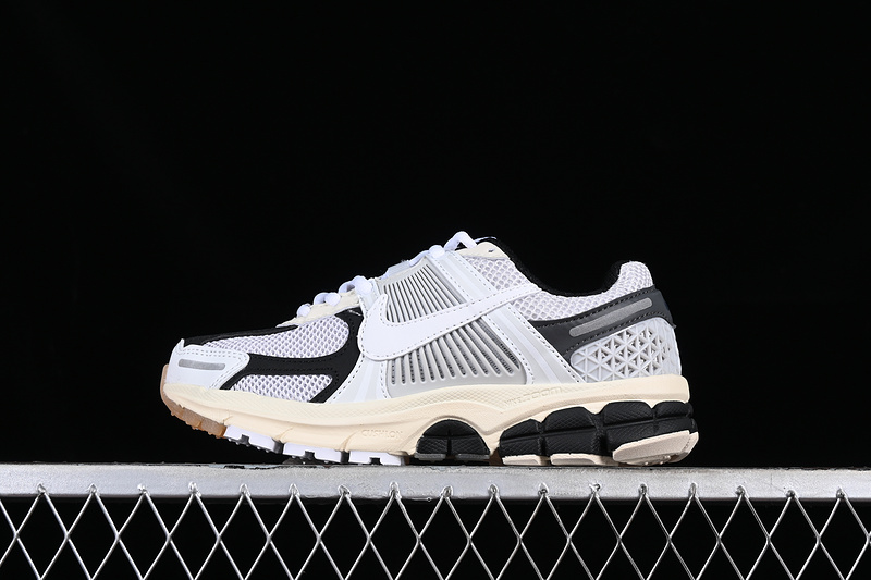 Zoom Vomero 5 M White/Grey/Black 17