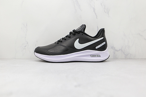 Zoom Vomero 7 Black/Black/White 5