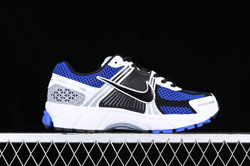 Air Zoom Vomero 5 Se Sp White/Racer Blue Black 7