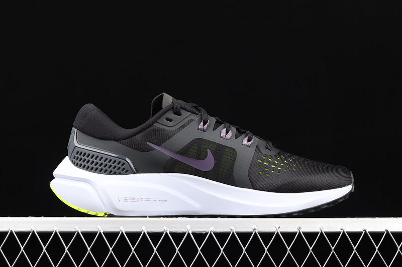 Air Zoom Vomero 15 Black/White/Purple 23