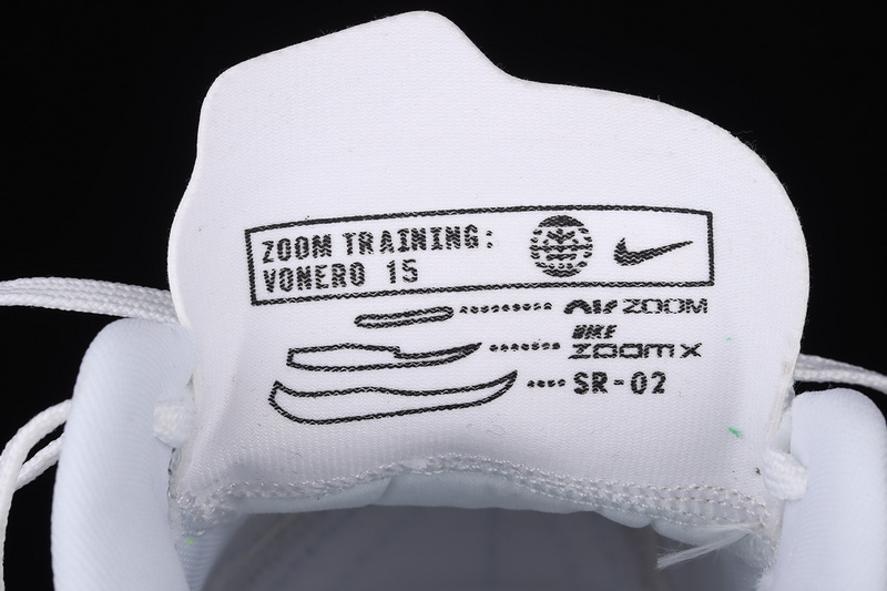 Air Zoom Vomero 15 White/Black/Pure Platinum-Volt 29