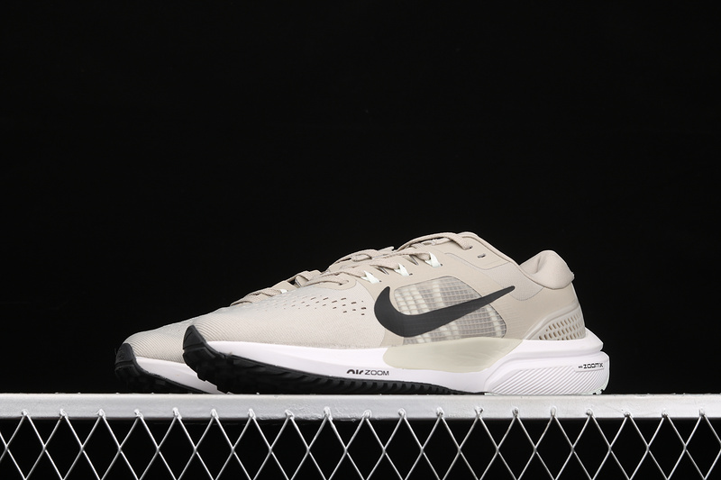 Air Zoom Vomero 15 Marathon Grey/White/Black 15