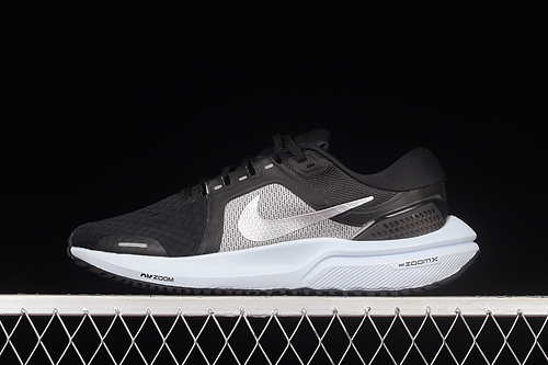 Air Zoom Vomero 16 Black/Anthracite/Smoke Grey/Metallic Silver 3