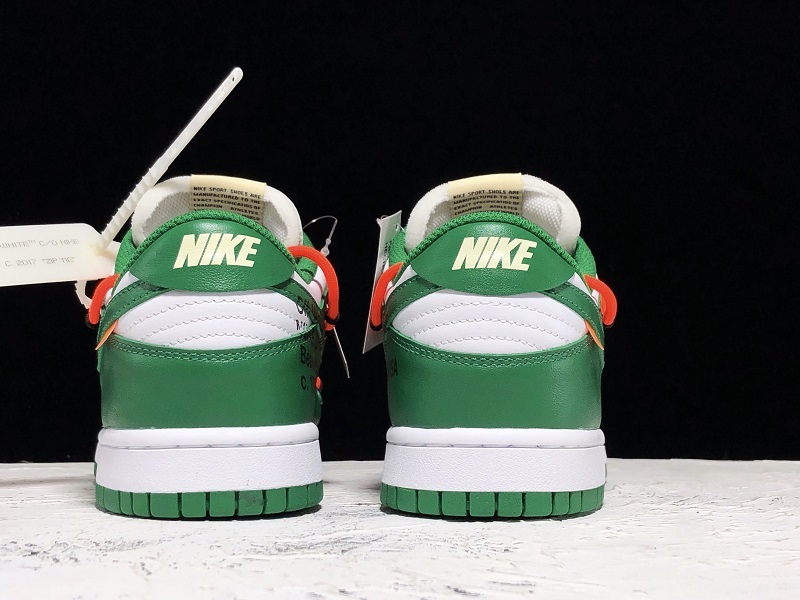 Plus Ow X Futura X Dunk Low Powder Green/White 11