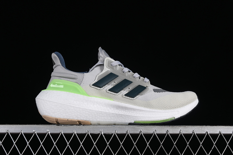 Ultra Boost Light 23 White/Grey/Black/Green 27