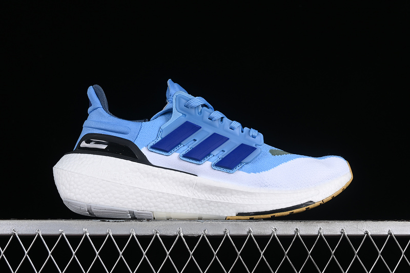 Ultra Boost Light 23 White/Blue 31