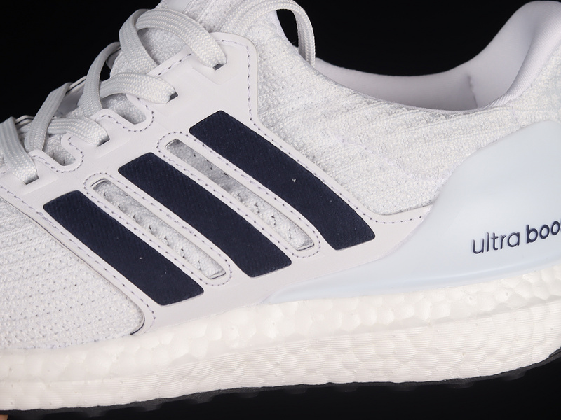 Ultraboost 4.0 Shoes Cloud White/Collegiate Navy/Core Black 15