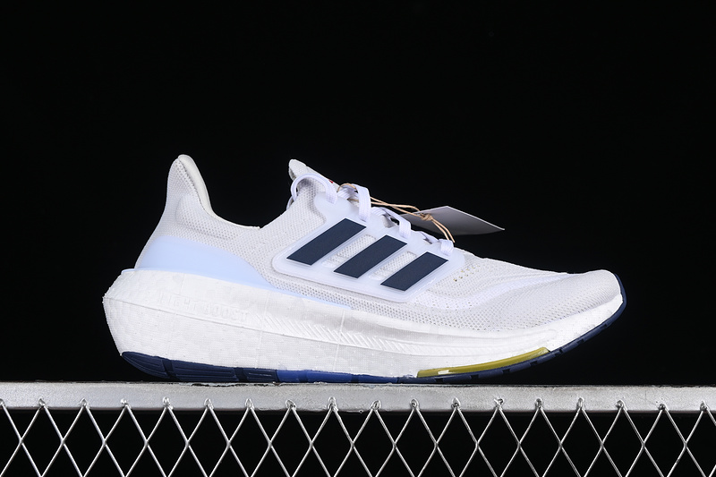 Ultra Boost Light 23 White/Grey/Blue 19