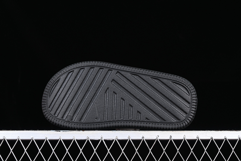 Calm Slide Black 7