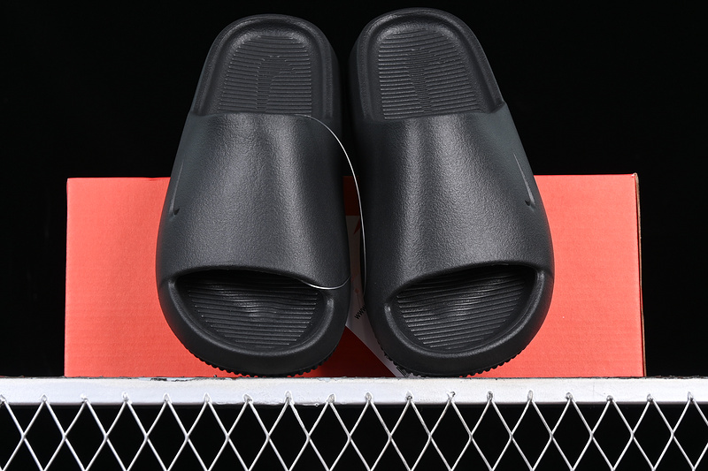 Calm Slide Black 29