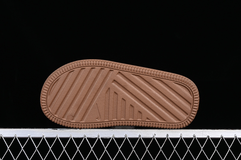 Calm Slide Brown 19