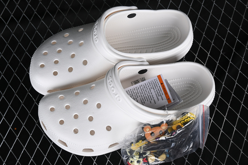 Crocs Dual Purpose Beach Hole Sandals White 9