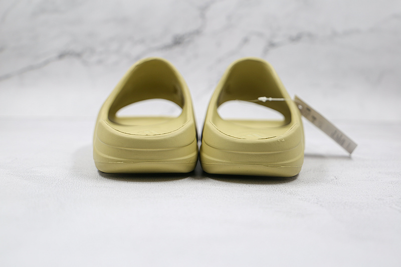 Yeezy Slides Resin Resin/Resin/Resin 3