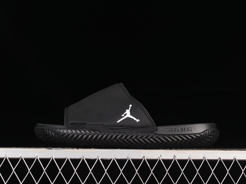 Air Jordan Play Slide Black/Photon Dust/Off Noir/University Red 9