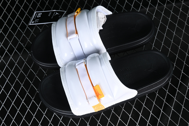 Air Jordan Play Slide Black/White/Yellow 7