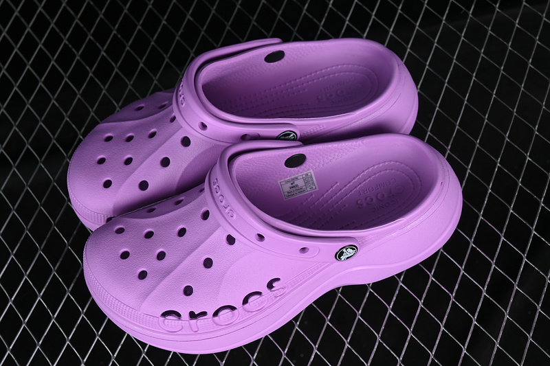 Crocs Beach Sandals Clogs Purple 17