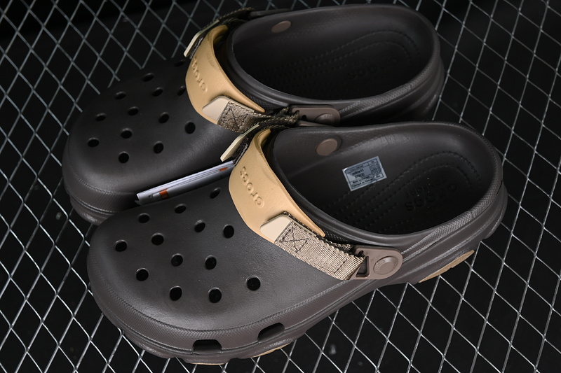 Crocs Classic Clog Brown/Grey 3