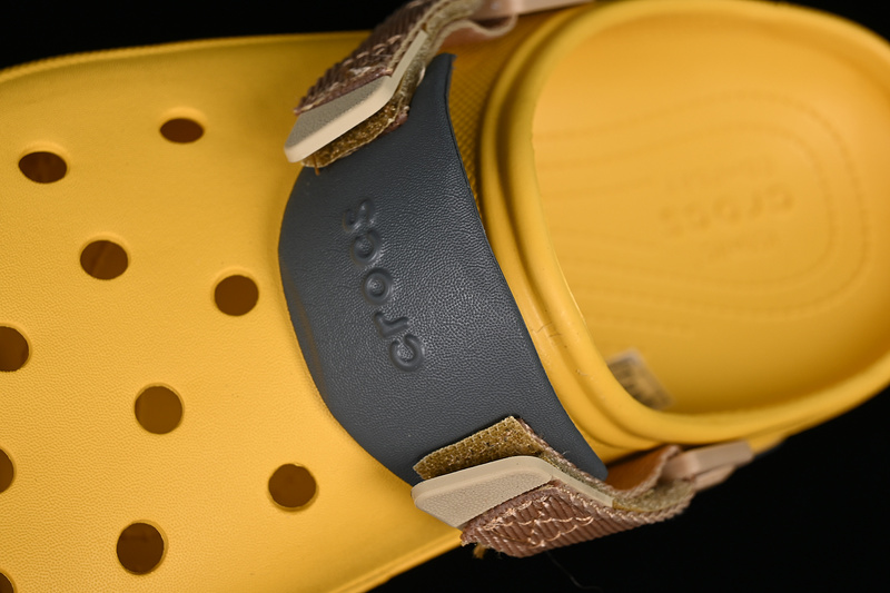 Crocs Classic Clog Yellow/Brown/Black 15