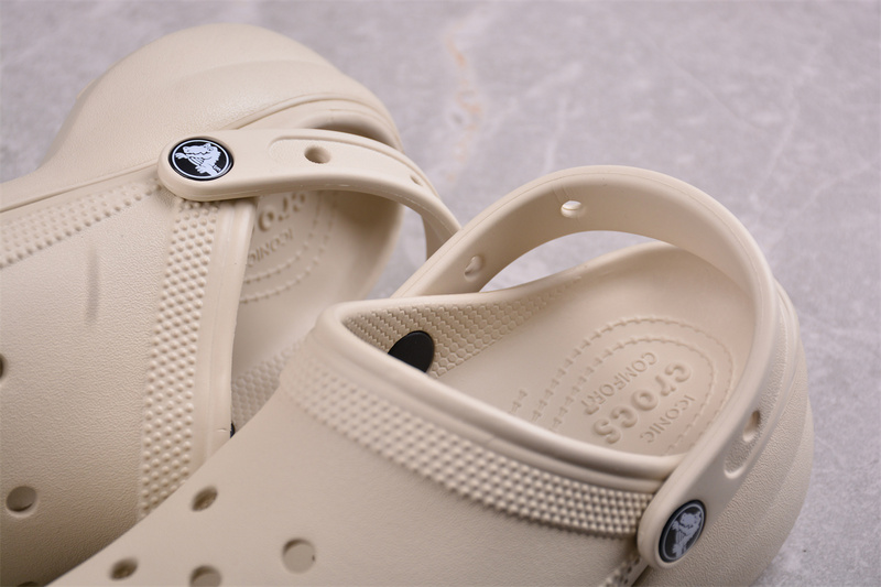 Crocs Brown 5