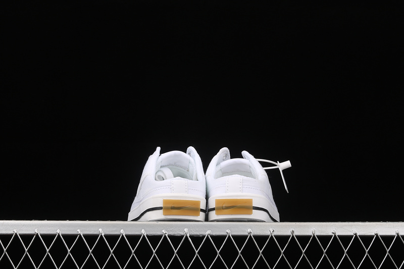 Court Legacy Mule White/Black/Gum Light Brown/White 19