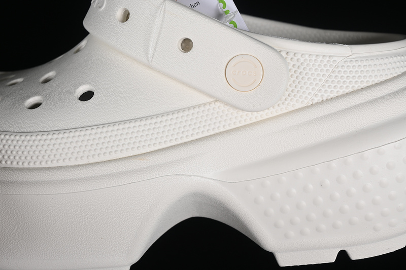 Crocs Classic Clog White 7