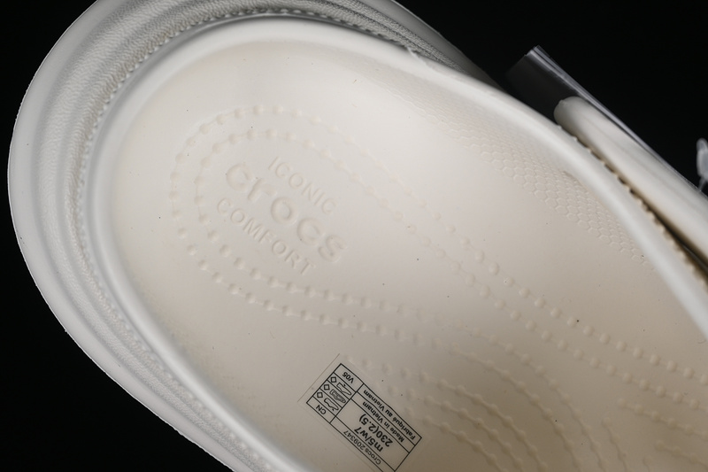 Crocs Classic Clog White 19