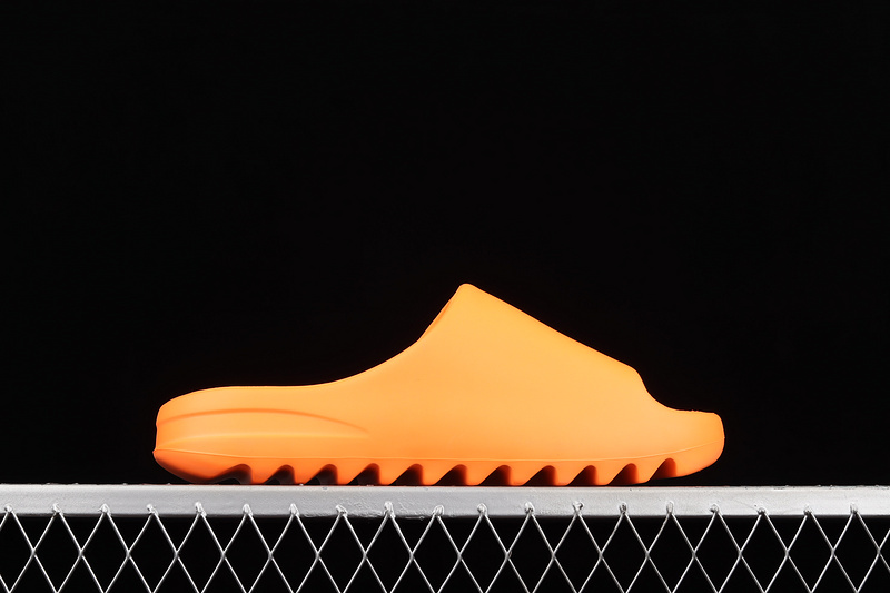 Yeezy Slides Enflame Orange/Enflame Orange/Enflame Orange 11