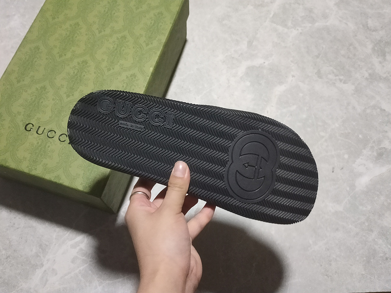 Gucci Slippers Black/Green/Red 7