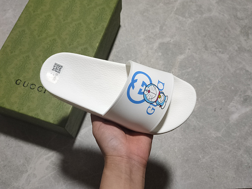 Gucci Slippers White/White/Blue 11