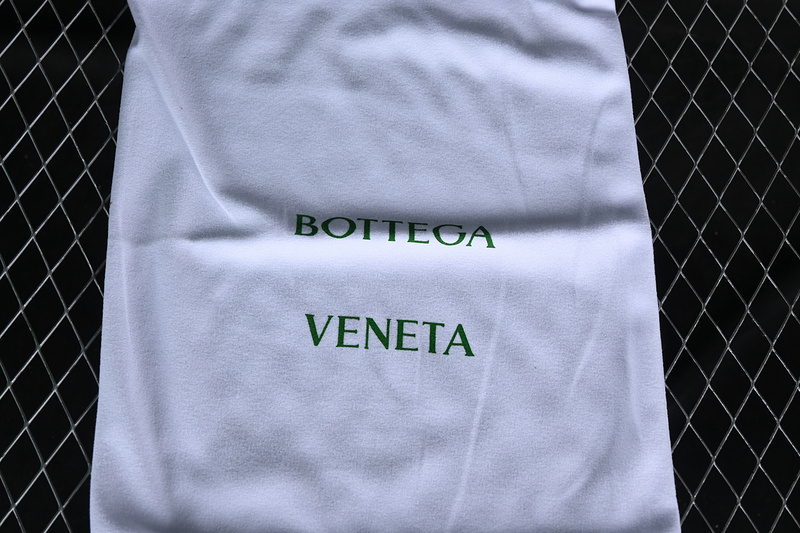 Bottega Veneta Grey/Grey 7