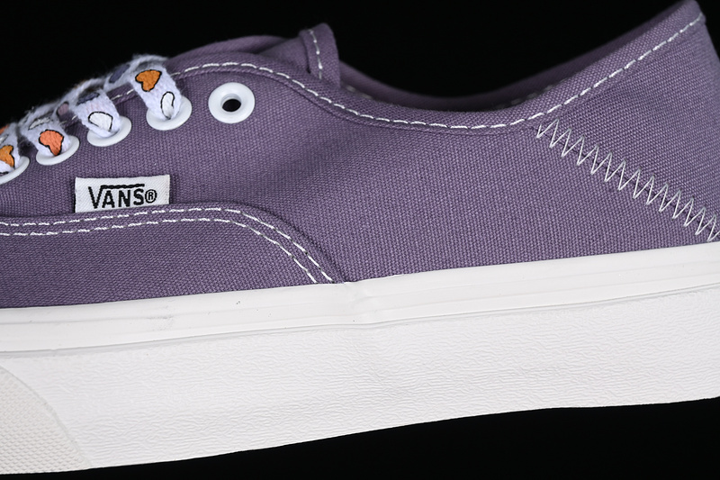 Authentic Vr3 White/Purple 9