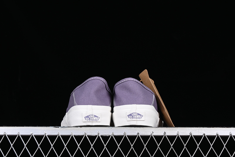 Authentic Vr3 White/Purple 11