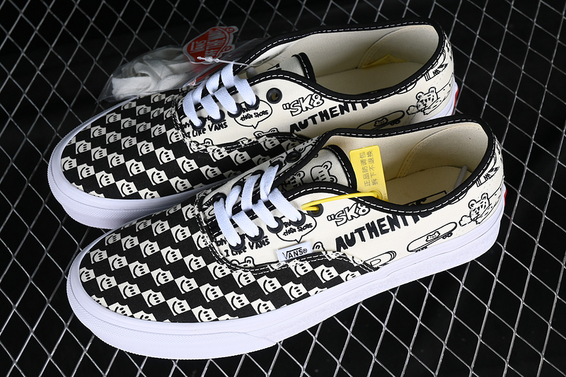 Otw Nuttsh X Authentic Black/White 7