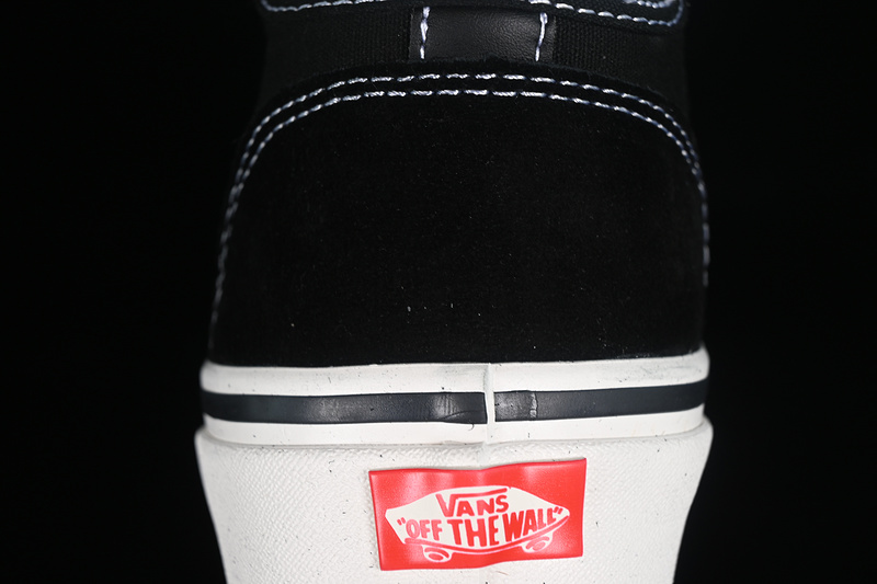 Mid Skool 37 Dx Anaheim Factory Black/White 7