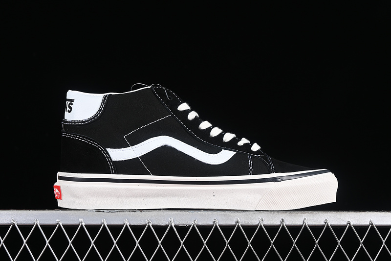 Mid Skool 37 Dx Anaheim Factory Black/White 21