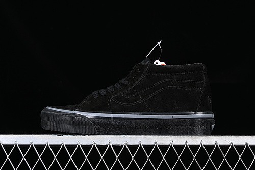 Neighborhood X V*Ans Sk8 Mid Black 21