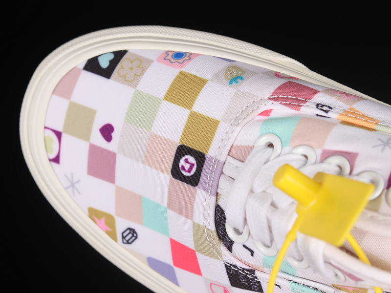 Authectic 2022 All-Match Checkerboard Graffiti White/Multi-Color 25