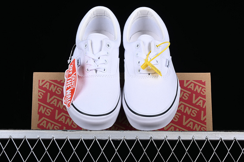 Era White/Black 11